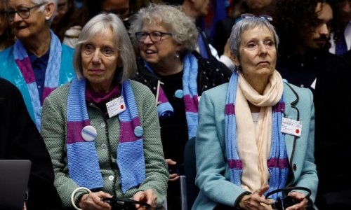 İsviçre'de hükümeti AİHM'e şikayet eden kadınlar kazandı
