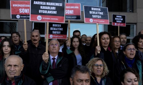 Reuters: “Erdoğan hükümeti Türkiye'nin en yüksek mahkemesini frenlemenin yolunu arıyor”