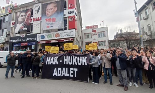 Edirne CHP il başkanlığı önünde aday eylemi